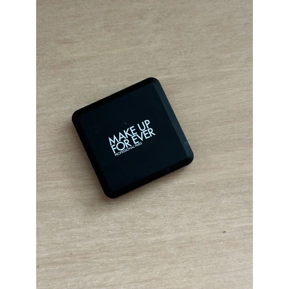 Make Up For Ever HD Skin Matte Velvet Powder Foundation 1N00 New